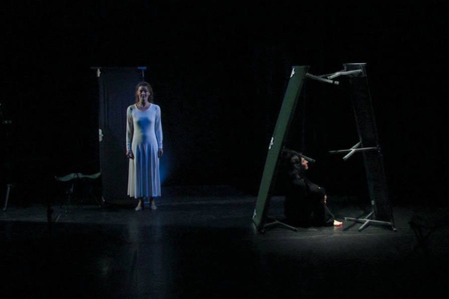 {short description of image}